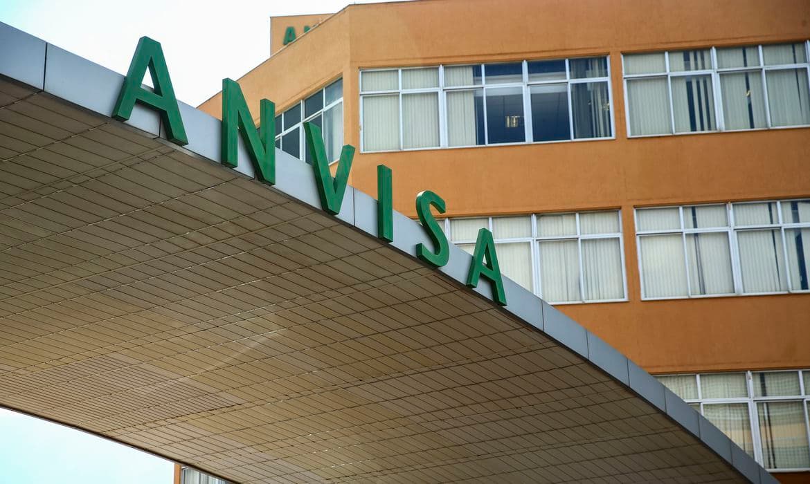 Anvisa aprova importação de remédios contra câncer para evitar desabastecimento