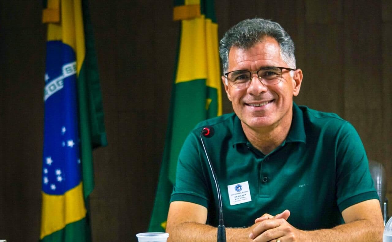 TRE-PB nega recurso do PSOL e não vê suposto uso de gesto supremacista por Artur Bolinha em Campina Grande