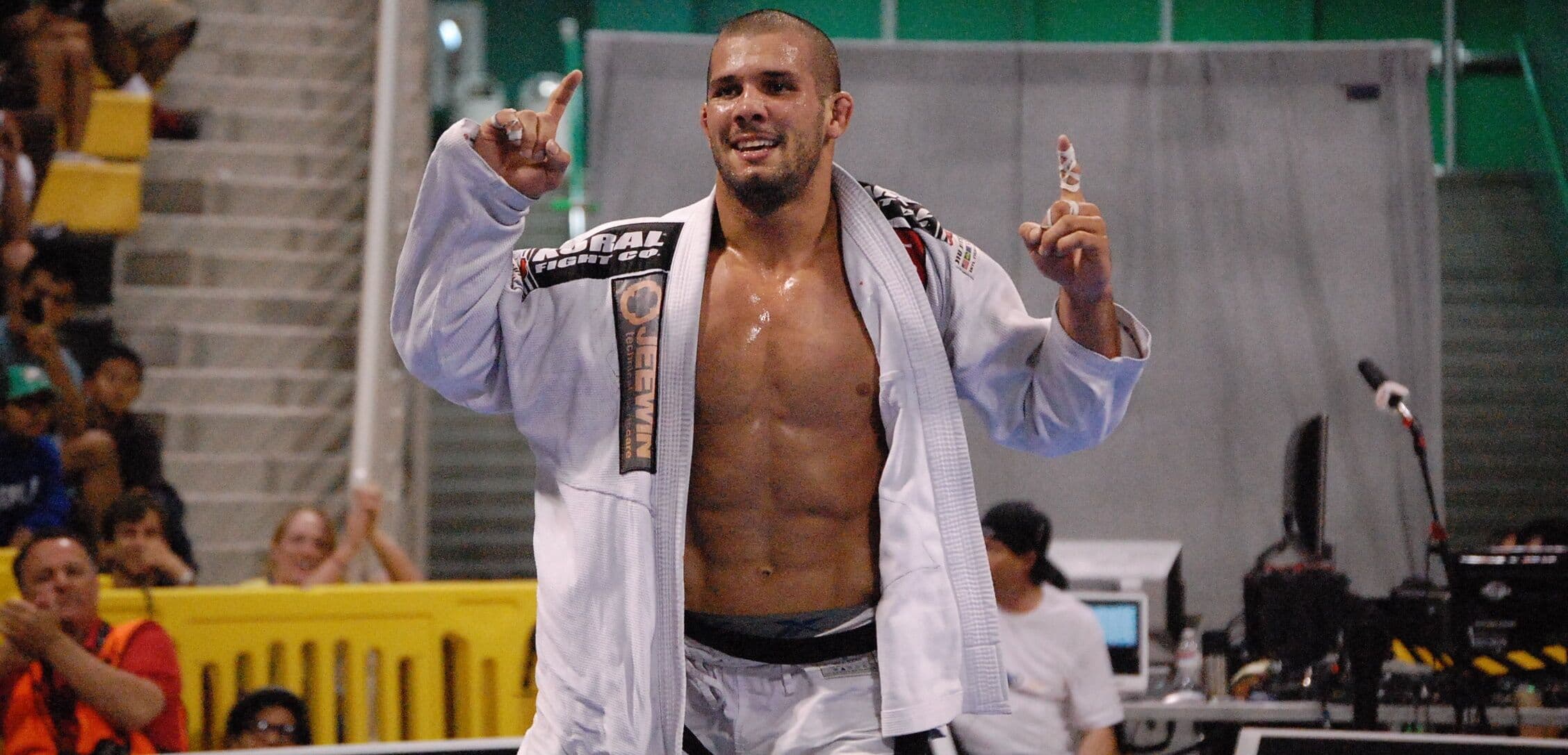 Rodolfo Vieira vibra com estreia 'perfeita', exalta torcida e revela seus planos: 'Agora é só no MMA'