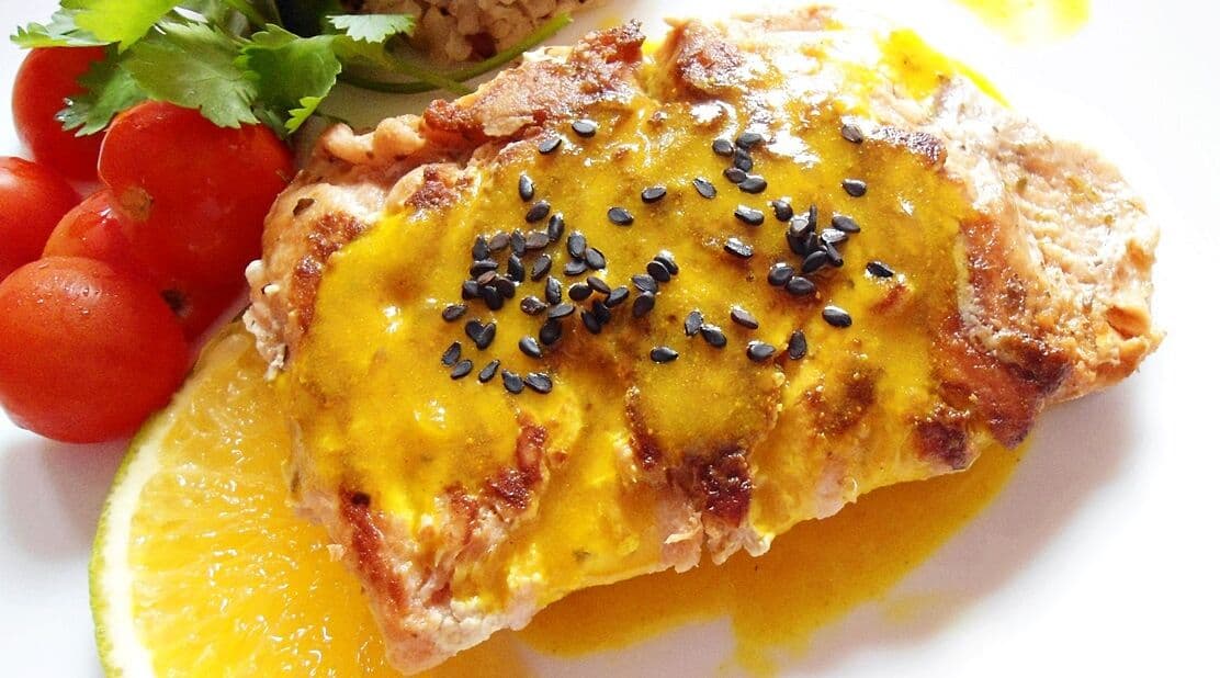 Salmão ao molho de Laranja