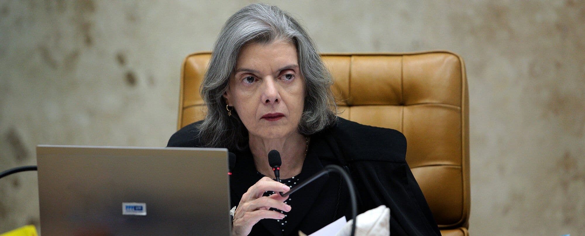 Cármen Lúcia acompanha relator e vota para manter Dinho Dowsley como presidente da Câmara de João Pessoa