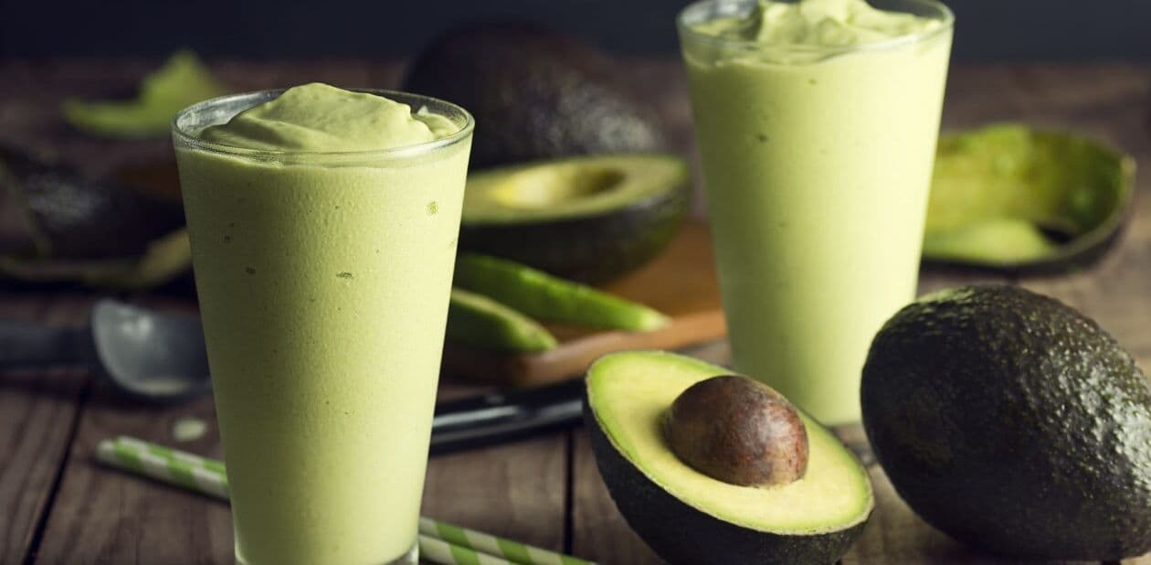 Comer abacate pode reduzir risco de diabetes em mulheres, aponta estudo