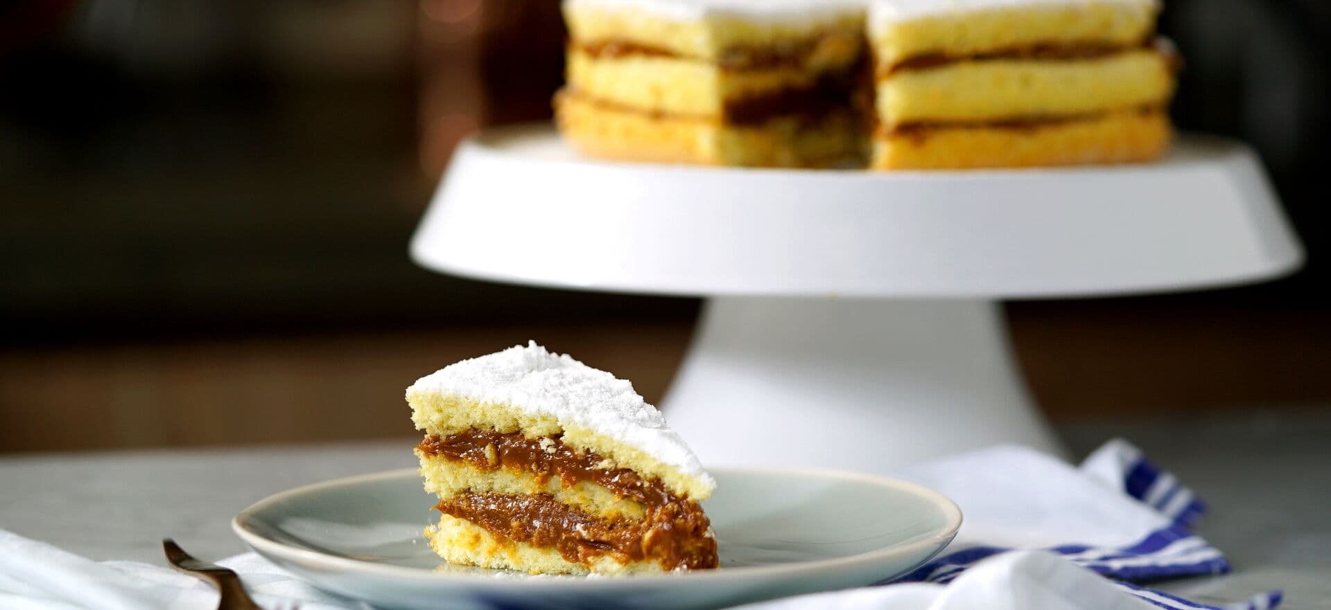 Bem casado recheado com doce de leite, uma ótima opção pra aquele lanche da tarde com os amigos