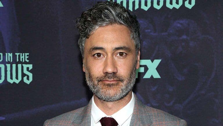 Taika Waititi desiste de adaptação de 'Akira' para dirigir 'Thor 4'