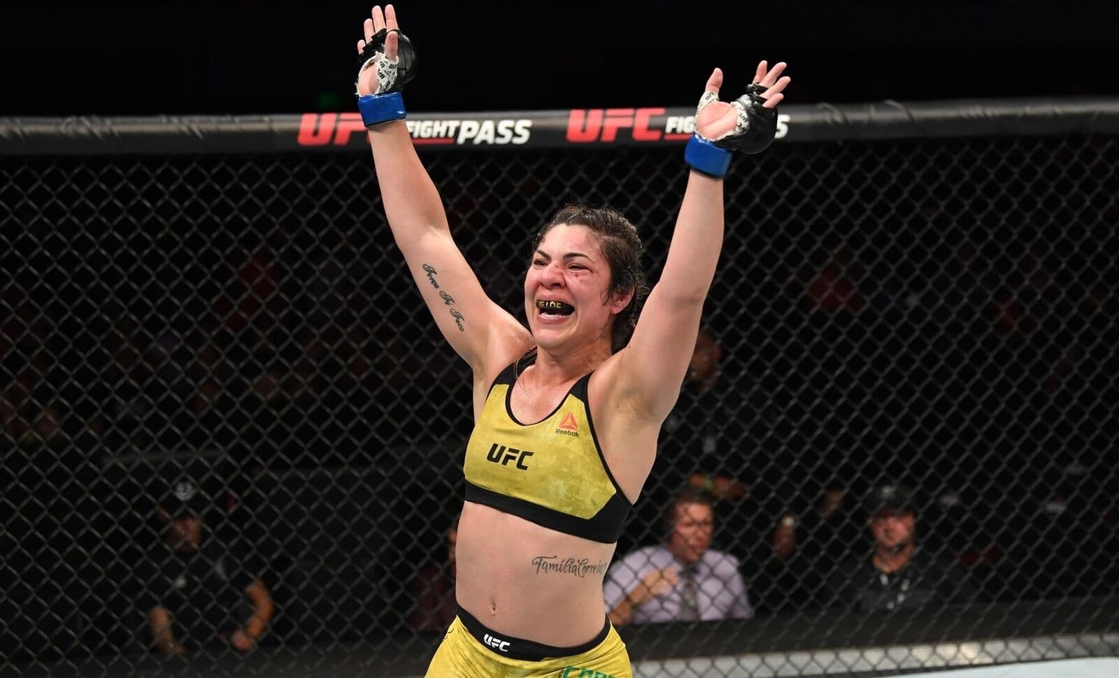 Paraibana Bethe Correia vence americana em luta preliminar no UFC México