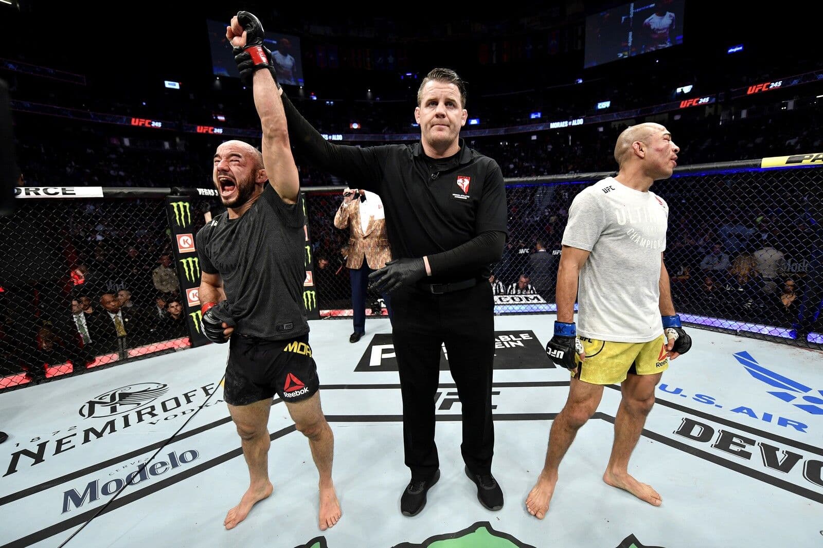 Dana projeta luta de José Aldo contra Henry Cejudo pelo cinturão dos galos