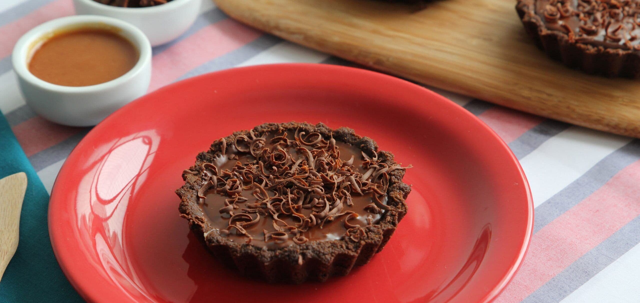 Tortinhas de caramelo e chocolate é uma ótima opção para quem não quer gastar com ovos de páscoa
