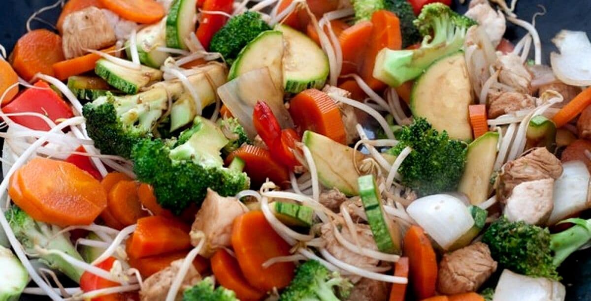 Não saia da dieta: Frango xadrez super light
