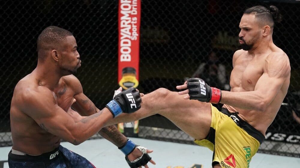 Derrotado pelo Paraense Voador, americano protesta: "Ele mais dançou do que me machucou"