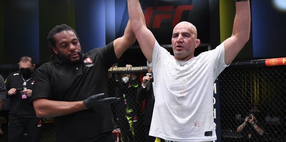 Glover Teixeira prepara "camp perfeito" e destaca experiência em nova luta por cinturão