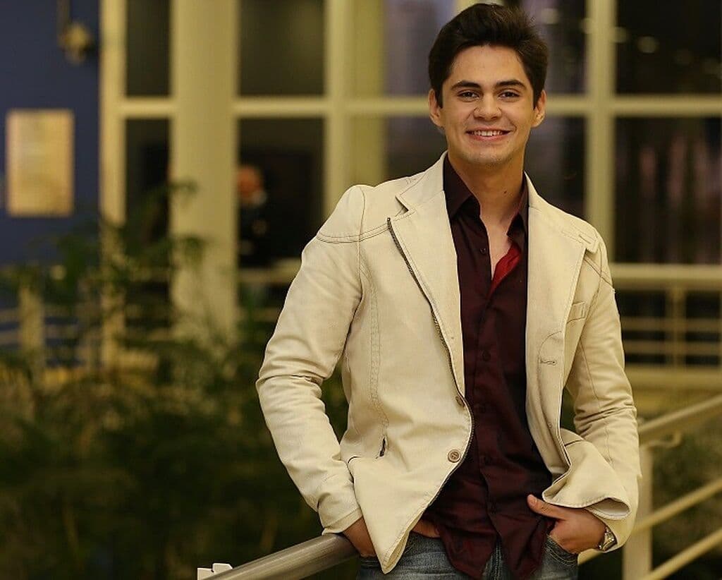 Lucas Veloso cria personagem 'Chico Bitcoin' inspirado no caso Brainscompany e diz que a intenção "é zoar dono da empresa", não os clientes