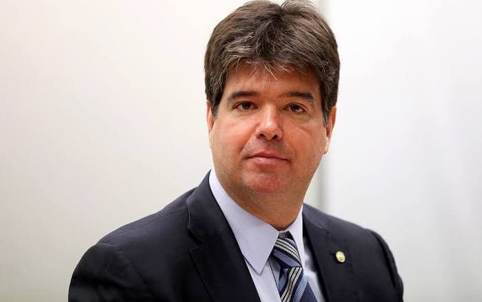 E agora Ruy Carneiro?