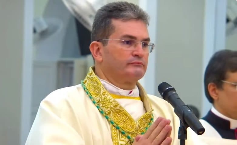 Novo bispo auxiliar da Arquidiocese é apresentado à comunidade católica e garante sintonia com Dom Delson