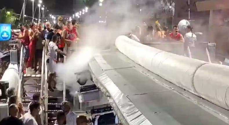 Ivete Sangalo se assusta após tubo de gás carbônico explodir no carnaval de Salvador; duas pessoas ficaram feridas