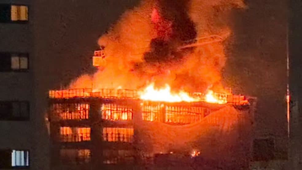 Incêndio em prédio no Recife é controlado e polícia investiga causas