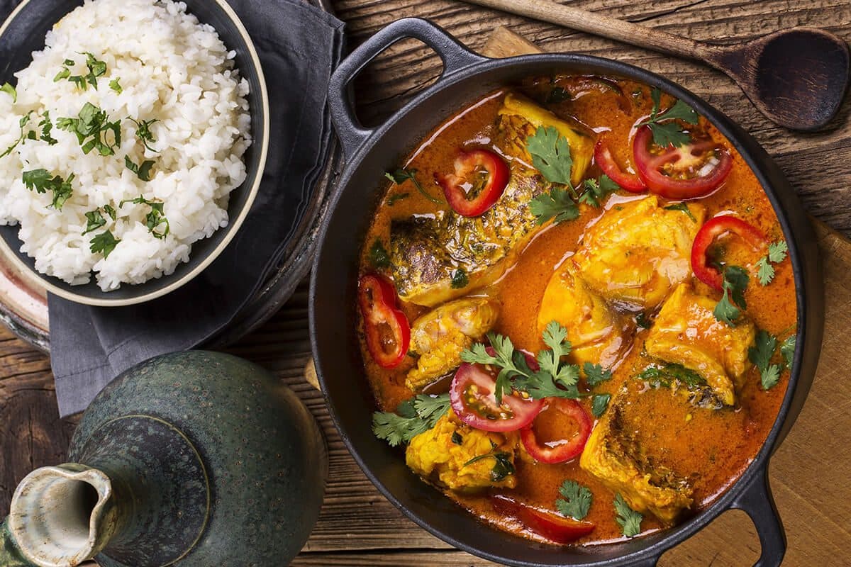 SEXTA-FEIRA SANTA - Moqueca de peixe ao molho de dendê