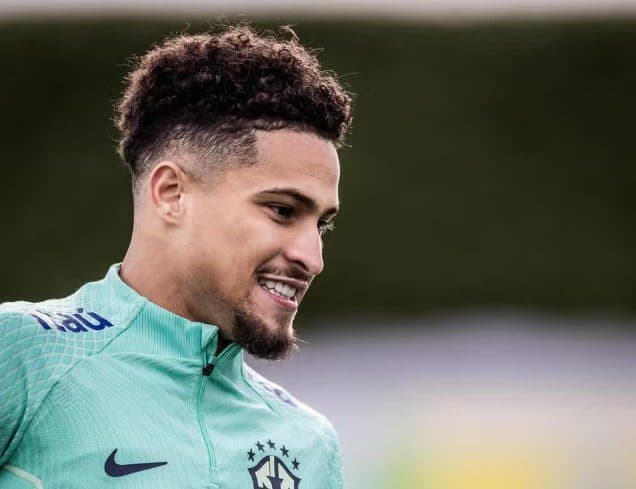 Reinventado na Inglaterra e cara nova na Seleção, João Gomes diz: "Sinto que posso ser protagonista"