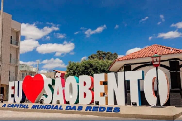 Ex-prefeito de São Bento tem 20 dias para explicar ao TCE irregularidades em contrato de mais de R$ 3,4 milhões com empresas médicas