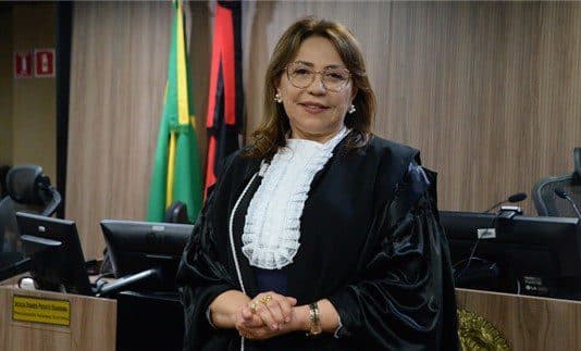 Clilson Júnior entrevista a desembargadora Agamenilde Dias, presidente do TRE-PB