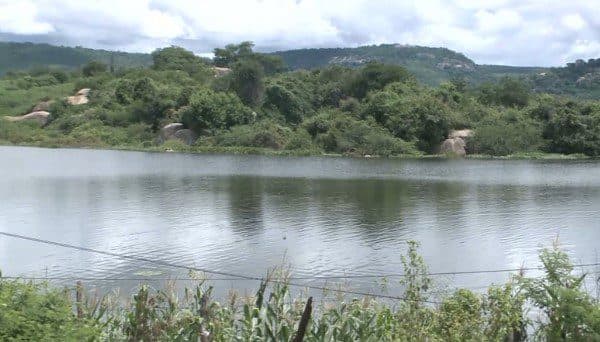 Número de açudes sangrando na Paraíba dobra após 15 dias de chuvas fortes em várias regiões do estado