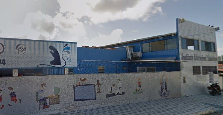 Escola interrompe aulas após assassinato de professor e alunos lamentam morte do mestre, no José Américo