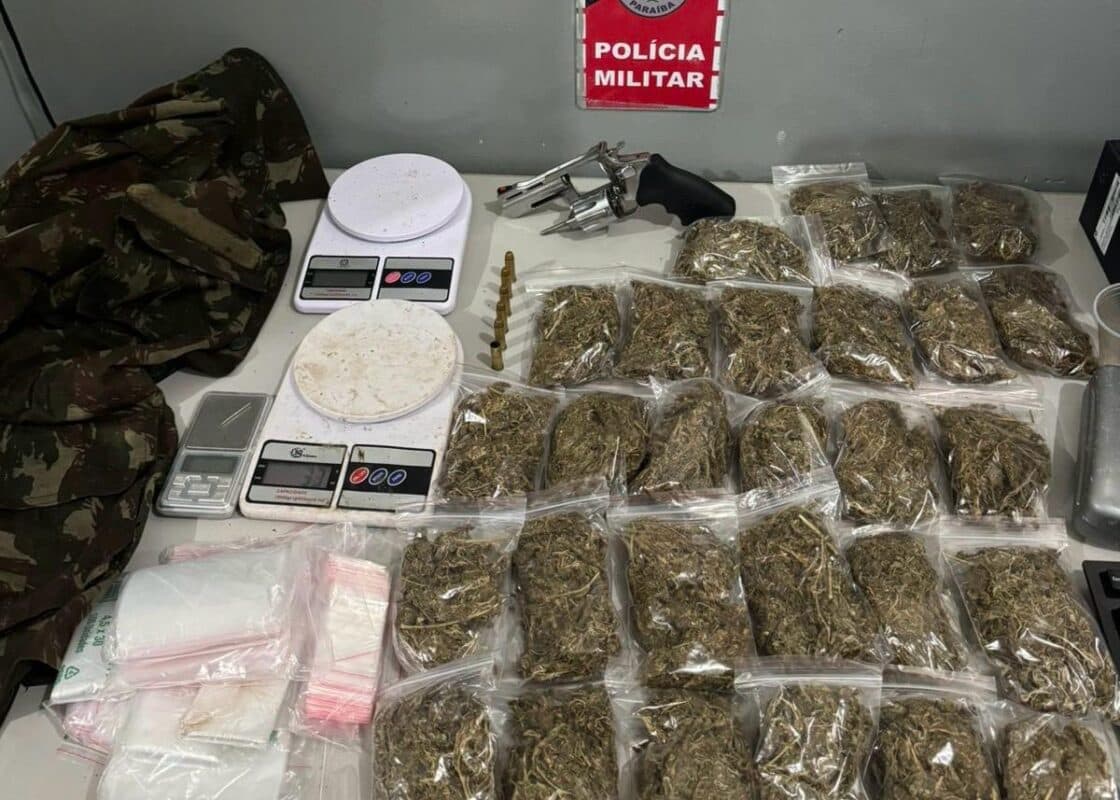 Polícia Militar apreende 43 armas de fogo e quase 10 quilos de drogas na Paraíba 