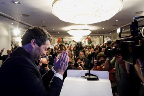 Crescimento da extrema direita impõe instabilidade em Portugal e complicará governabilidade