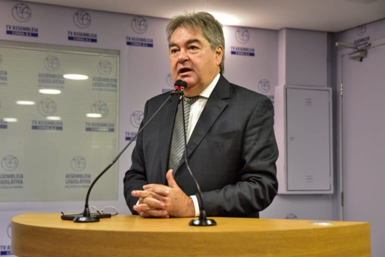 Lindolfo Pires diz que Adriano Galdino "é um bom nome" para vice de Lucas e que é legítimo Republicanos querer vaga