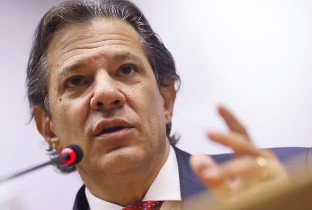 Haddad vai propor mudanças no formato de pisos de Saúde e Educação