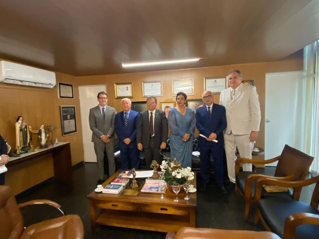 Tribunal de Justiça entrega à Assembleia anteprojeto que cria novos cargos de desembargador