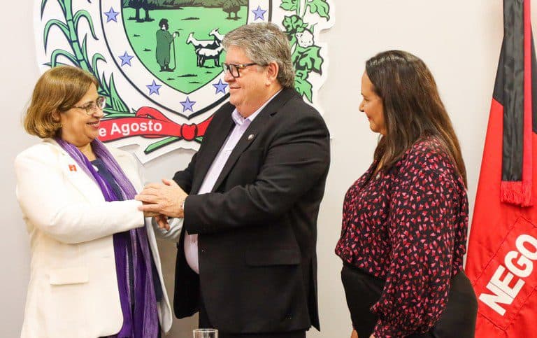 Ministra das Mulheres se reúne com o governador João Azevedo e participa de audiência pública na Paraíba
