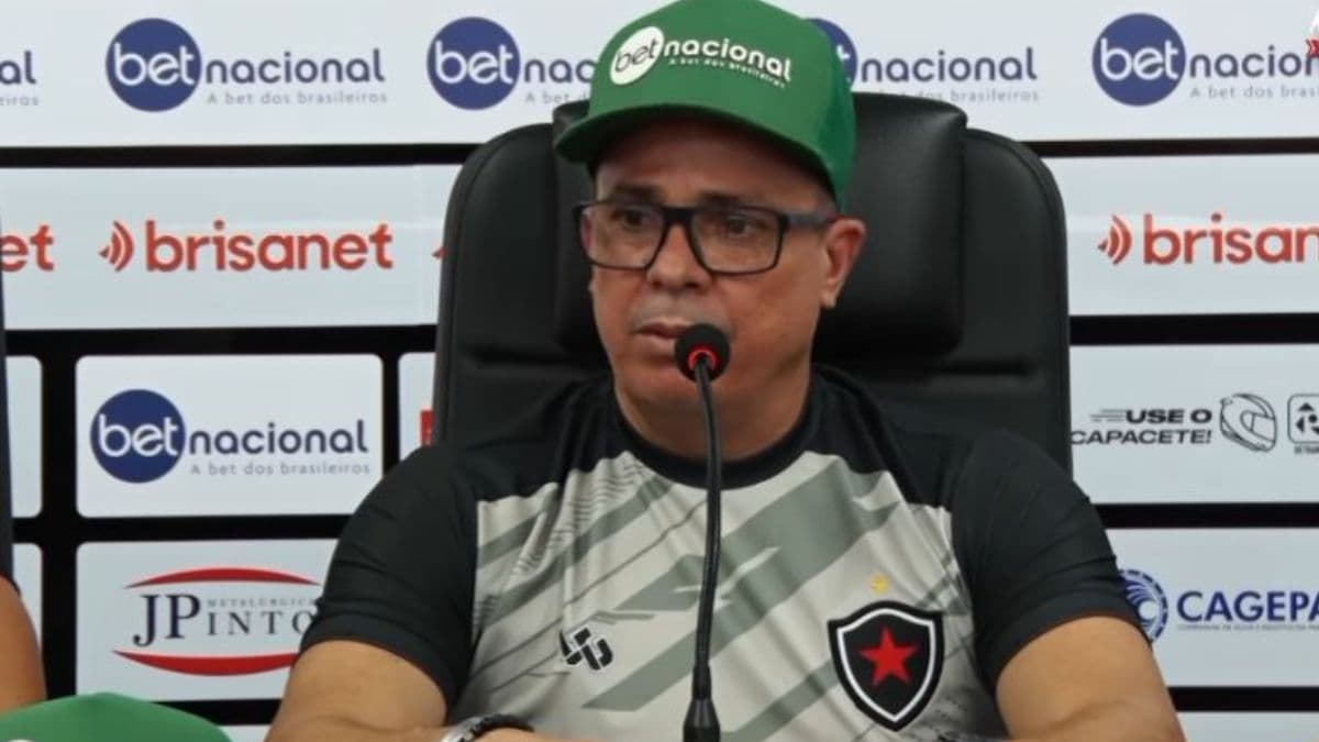 Técnico do Botafogo-PB avalia jogo 'difícil' contra o Floresta e celebra estreia positiva na Série C