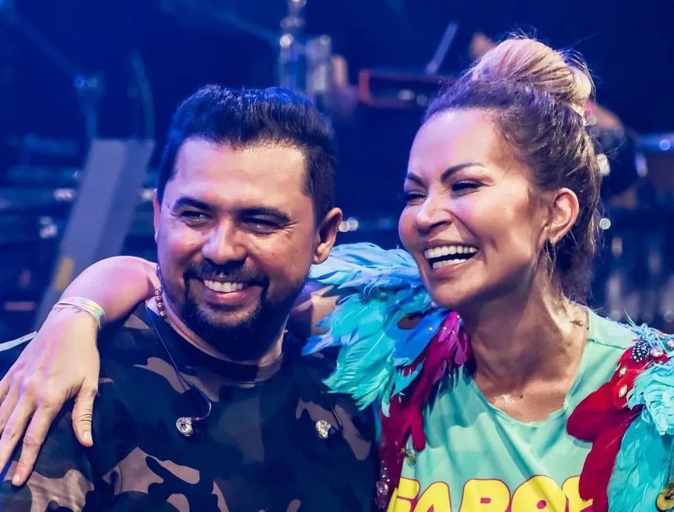 FAKE: assessoria de Solange Almeida nega que cantora vai se apresentar com Xand em turnê