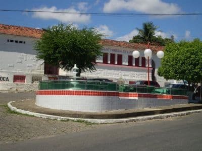 Itapororoca lança licitação de mais de R$ 800 mil para aluguel de estrutura para eventos