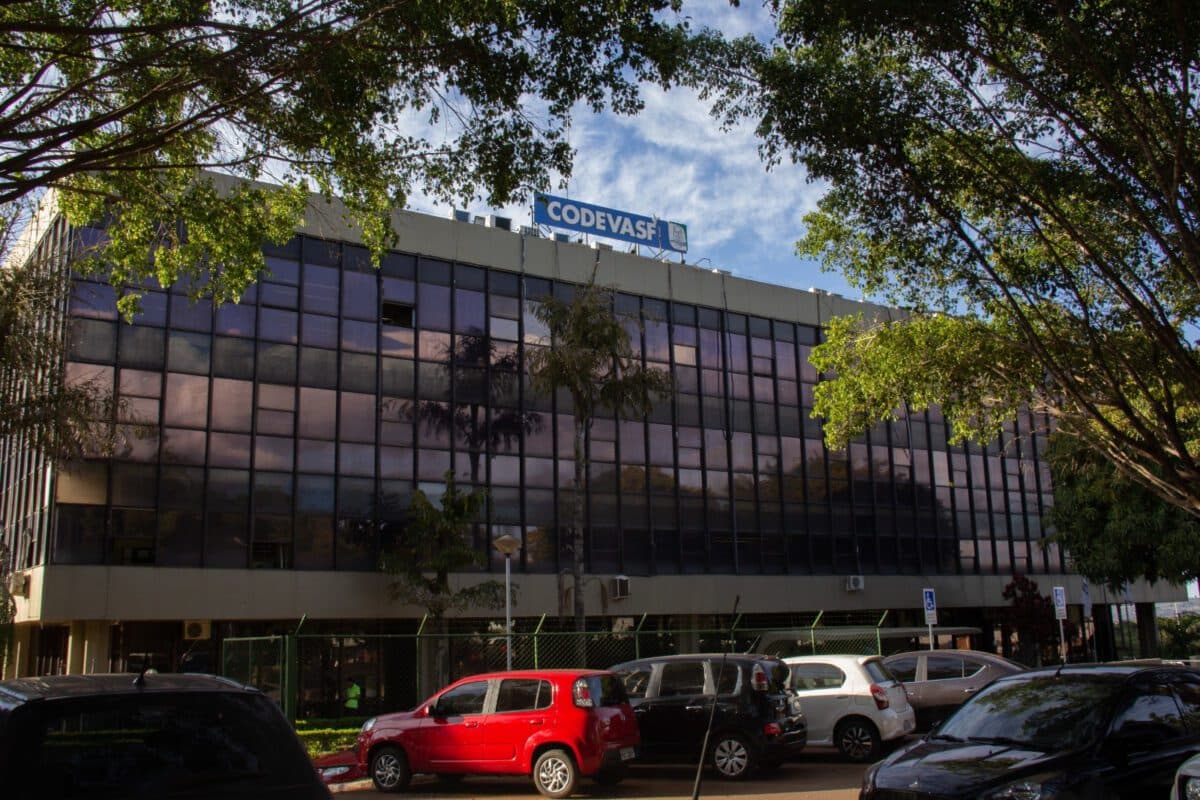 Publicado edital do concurso da Codevasf com 61 vagas e salário de R$ 9 mil para diversos cargos