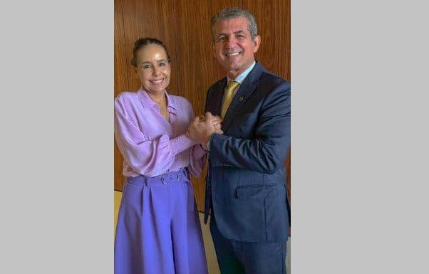 Advogada e professora Maria Cristina Santiago anuncia apoio a Paulo Maia