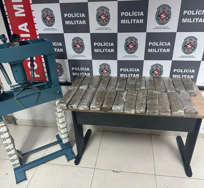 Polícia Militar intercepta carregamento com 25 quilos de drogas na Capital