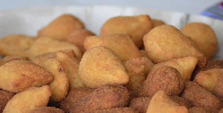 Prefeitura de Areia compra 400 mil coxinhas, pastéis e empadas; gasto total supera R$ 1 milhão