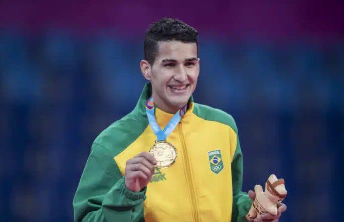 Olímpiadas: paraibano Edival Pontes representa o Brasil nas oitavas de finais do Taekwondo