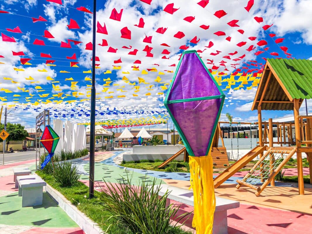 Em situação de emergência, prefeitura na Paraíba torra R$ 300 mil com festa e vira alvo do TCE