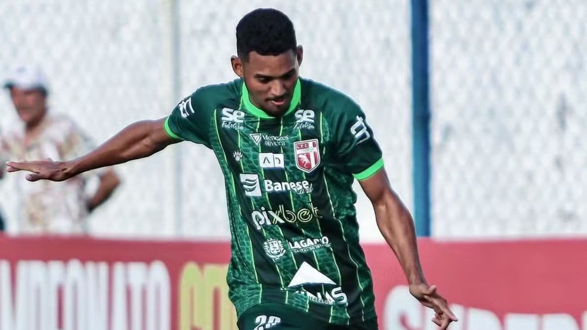 Sousa contrata o atacante Nael para a sequência da Série D