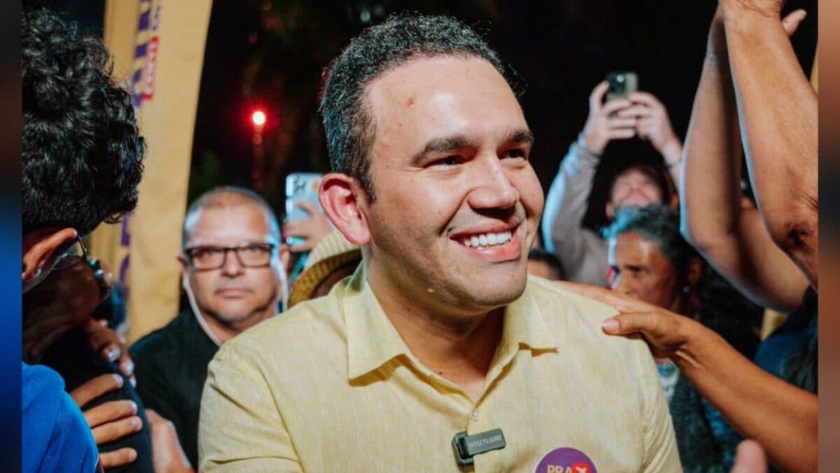 Jhony Bezerra tem candidatura a prefeito de Campina Grande registrada no TSE