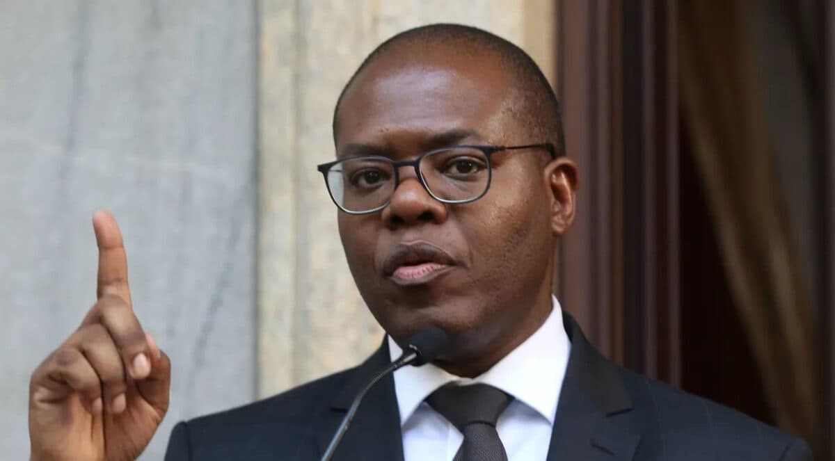 Tese defendida pela maioria do STF prevê investigação contra Silvio Almeida na Corte