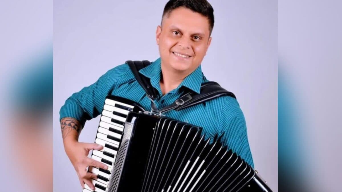 Filho de Flávio José é velado em Monteiro; sepultamento ocorre no fim da tarde