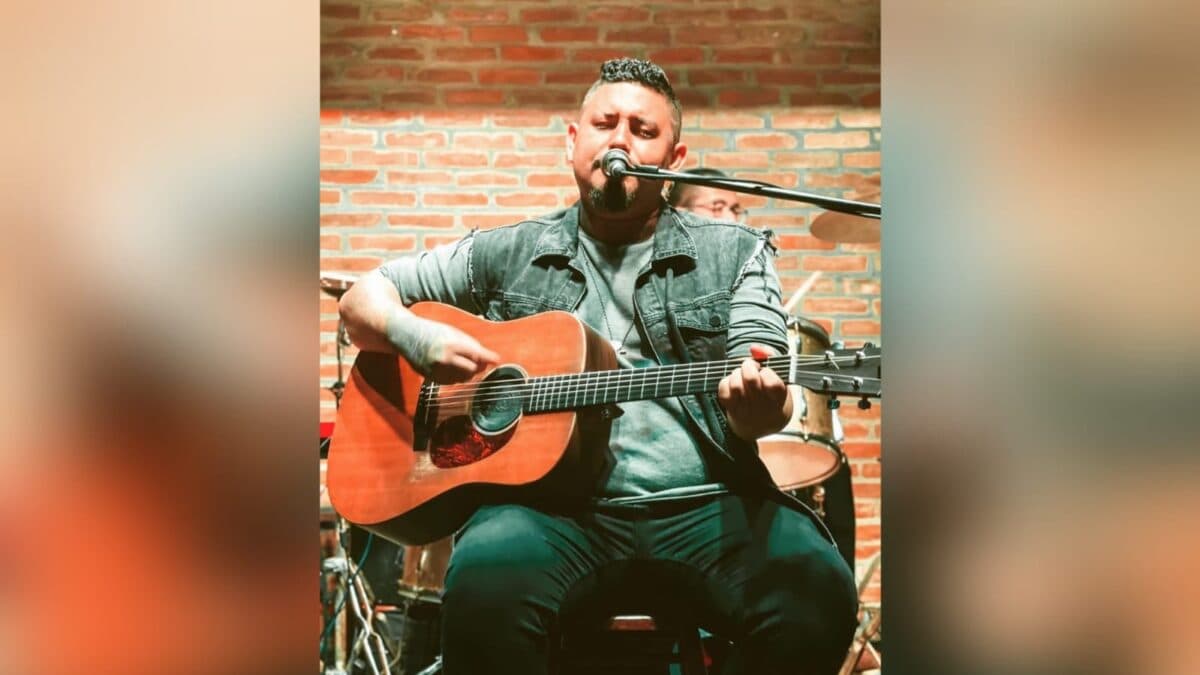 Cantor Berg Costa morre aos 32 anos, em João Pessoa: "foi inesperado, ele tava bem"