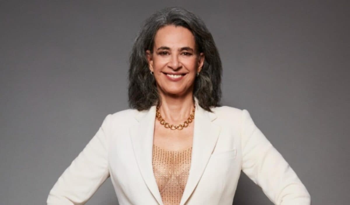 Simone se apresenta hoje em Cabedelo, em comemoração aos 50 anos de carreira