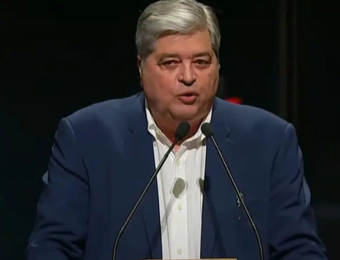 Datena diz que cadeirada em Pablo Marçal durante debate foi 'gesto de defesa' e que 'não faria de novo'