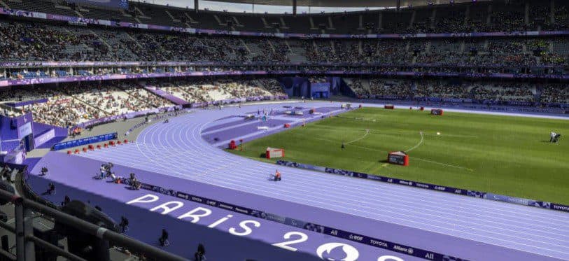 Com desfile de encerramento em Paris, Brasil finaliza melhor campanha da história em Jogos Paralímpicos