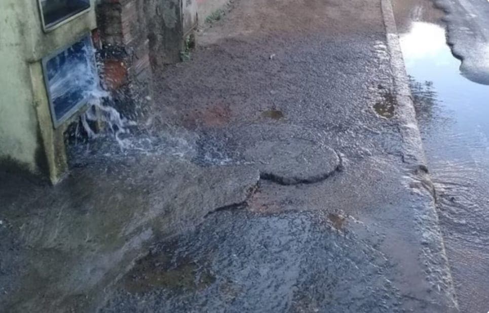 VÍDEO: Moradores do bairro de Miramar denunciam "onda" de roubos de hidrômetros