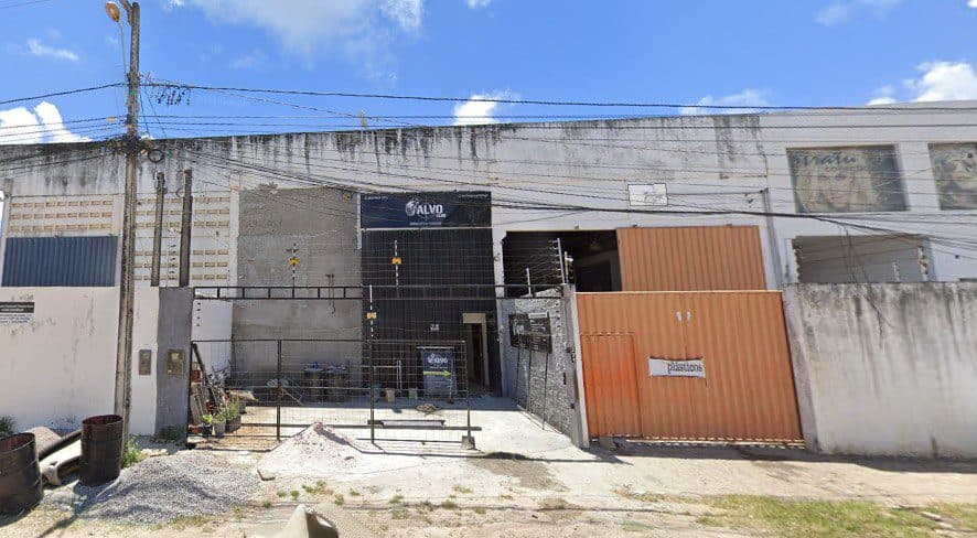 Clube de tiro é arrombado pela terceira vez e bandidos levam armas, em Cabedelo